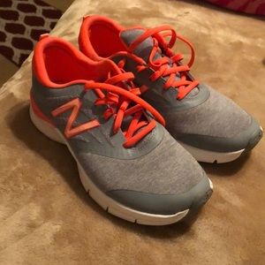 Ladies New Balance Gray Neon Orange Shoes 9.5